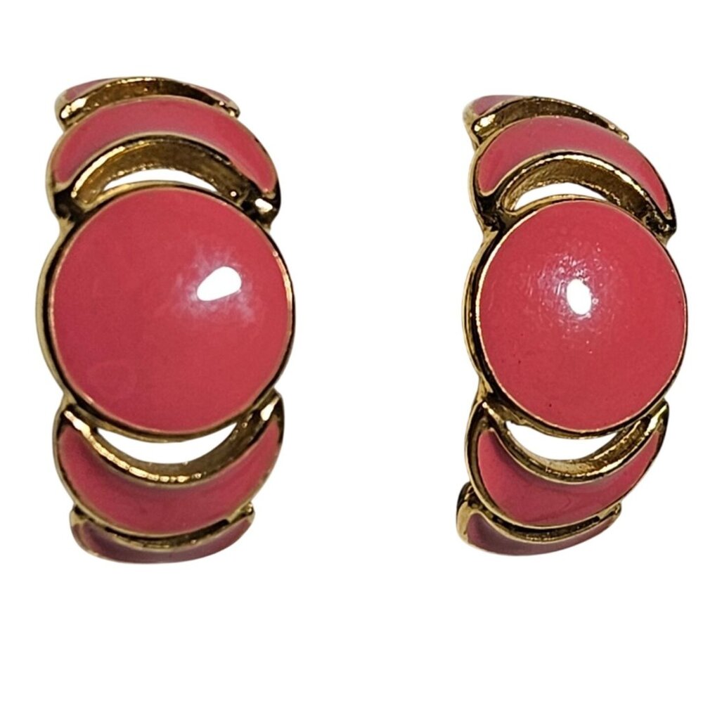 Vintage Pink Enamel Earrings Gold Tone Retro 50s 60s Classic Fashion Jewelry